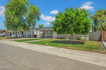 7830 Belleview St, Scottsdale, AZ 85257