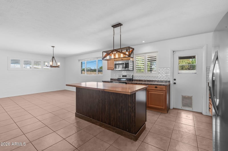 7830 E Belleview St, Scottsdale, AZ 85257