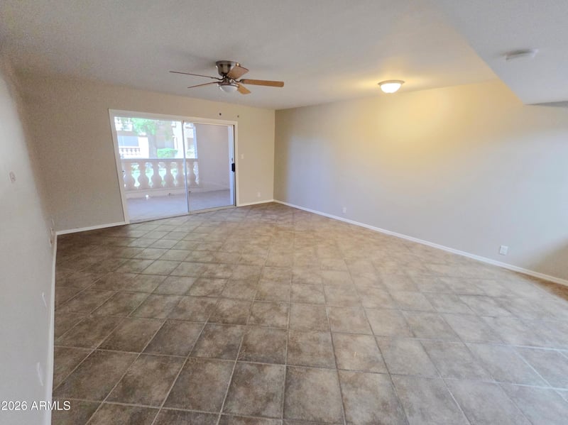 7830 Camelback Rd #104, Scottsdale, AZ 85251