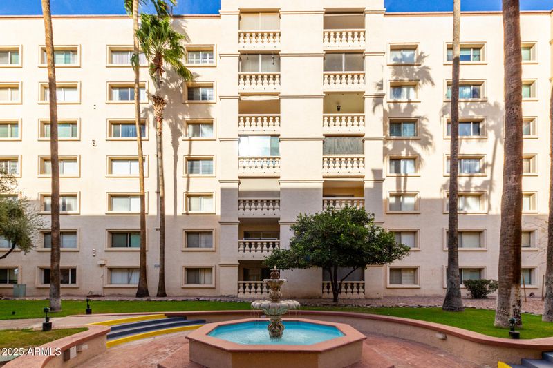 7830 E Camelback Rd #108, Scottsdale, AZ 85251