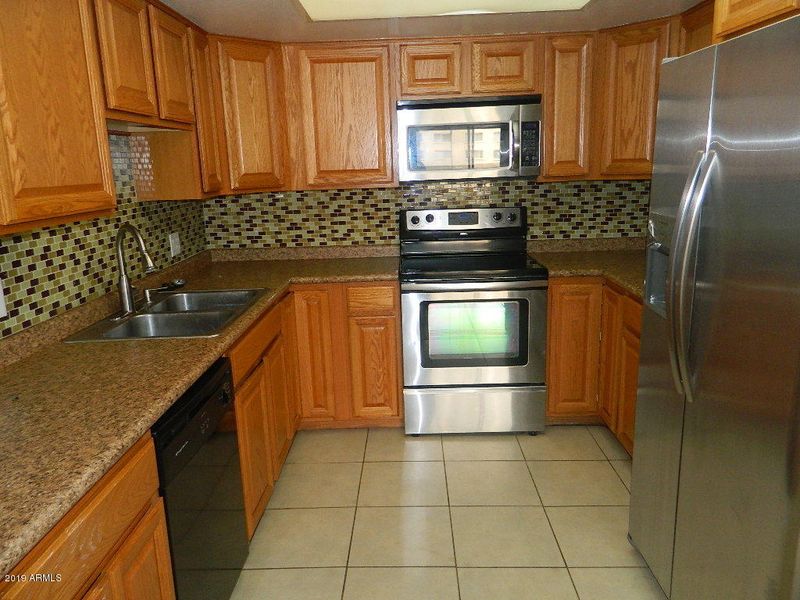 7830 E Camelback Rd #212, Scottsdale, AZ 85251