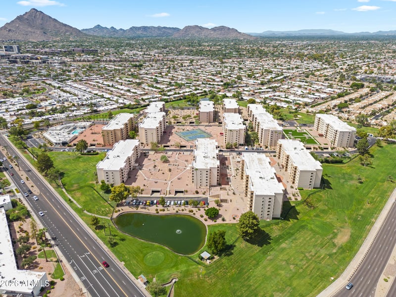 7830 Camelback Rd #311, Scottsdale, AZ 85251