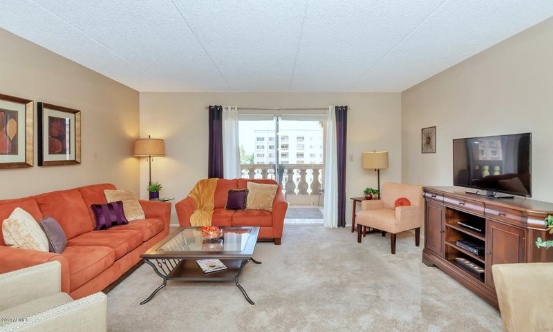 7830 E Camelback Rd #510, Scottsdale, AZ 85251