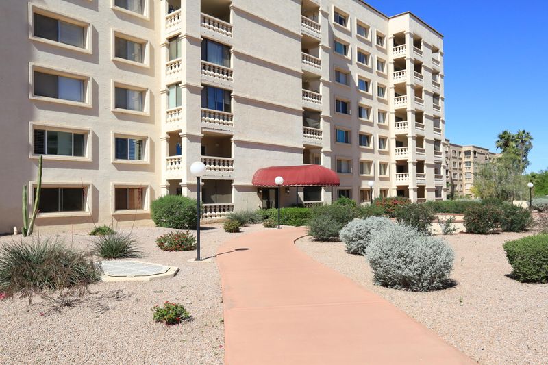 7830 E Camelback Rd #604, Scottsdale, AZ 85251