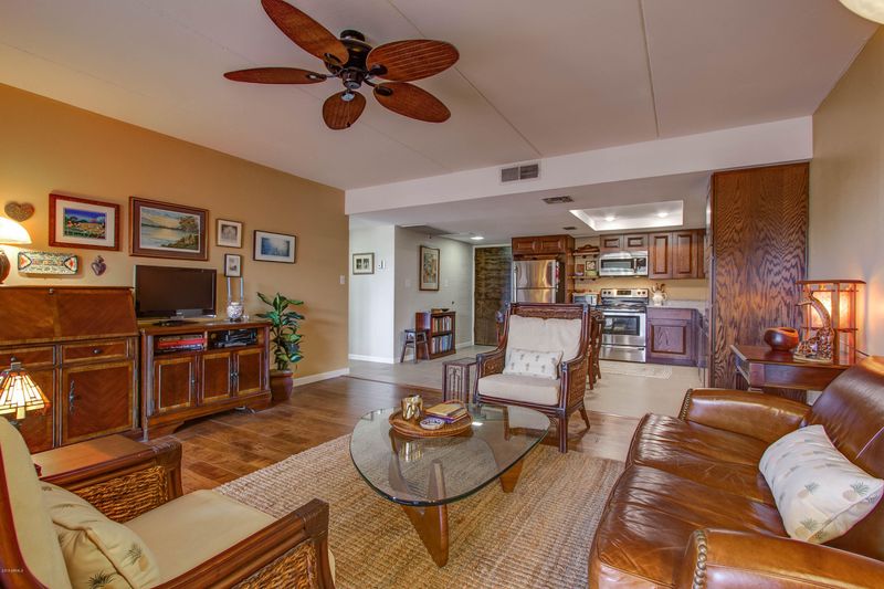 7830 E Camelback Rd #609, Scottsdale, AZ 85251
