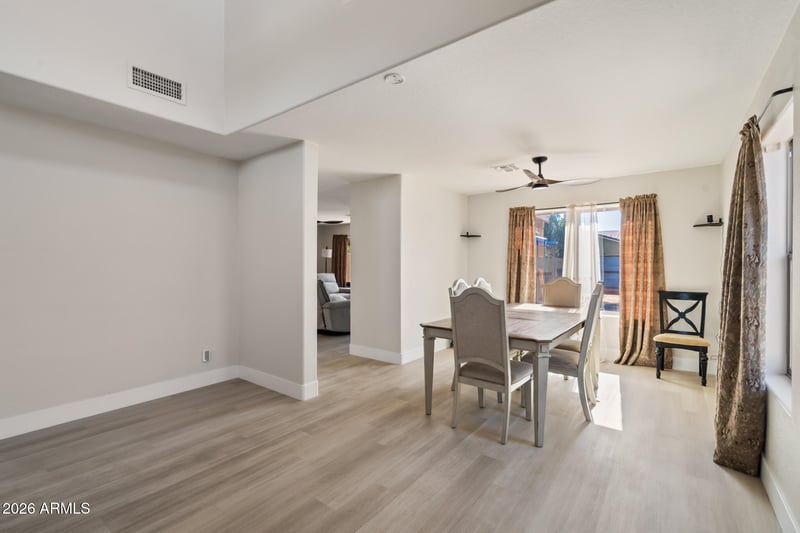 7830 26th St, Phoenix, AZ 85042