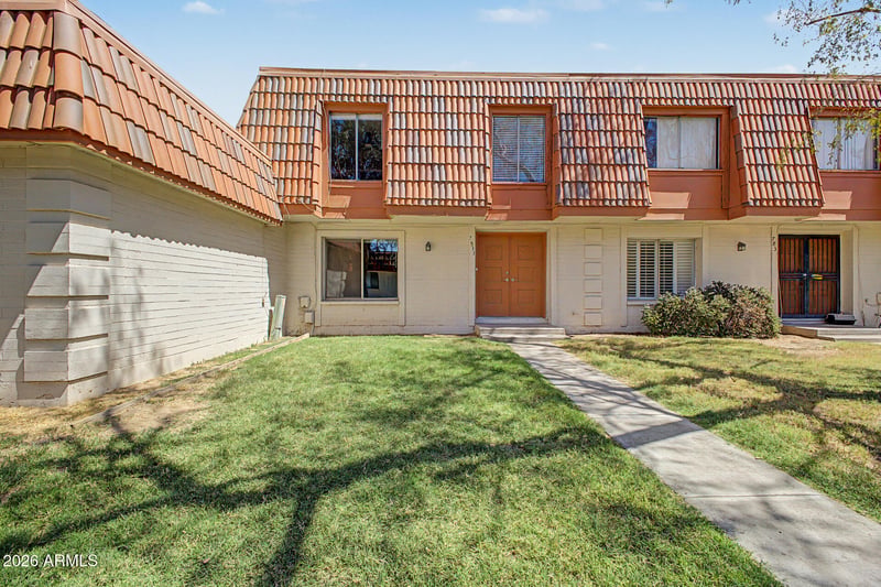 7833 49th Ave, Glendale, AZ 85301