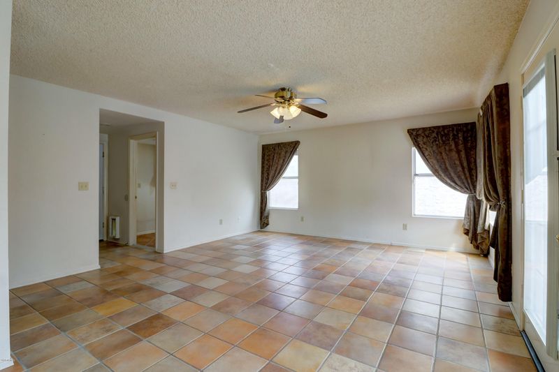 7833 W Crocus Dr, Peoria, AZ 85381