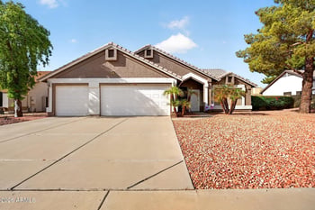 7834 W Hearn Rd, Peoria, AZ 85381