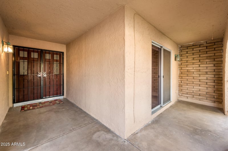7837 Crestwood Way, Scottsdale, AZ 85250