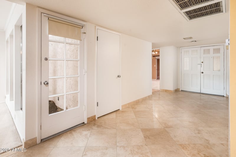 7837 Crestwood Way, Scottsdale, AZ 85250