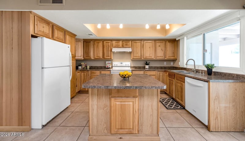7839 E Vernon Ave, Scottsdale, AZ 85257