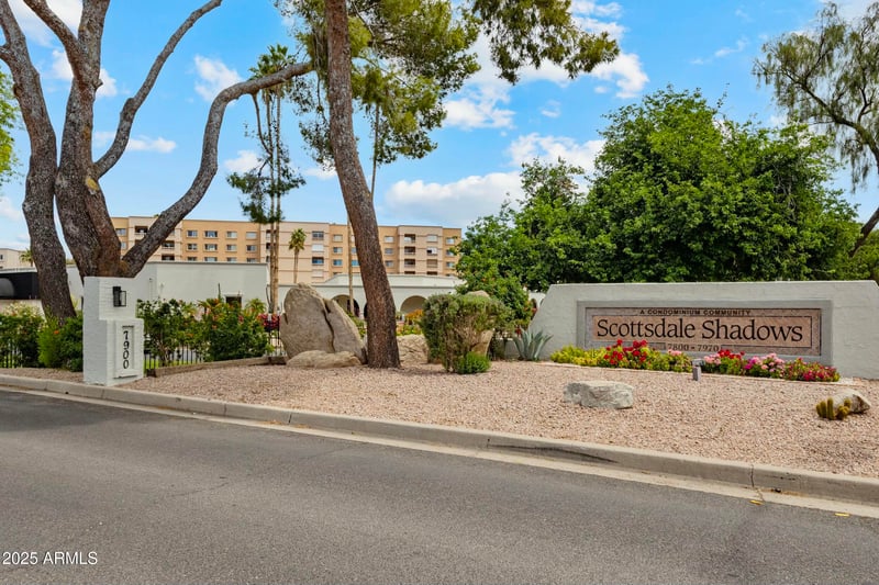 7840 Camelback Rd #110, Scottsdale, AZ 85251