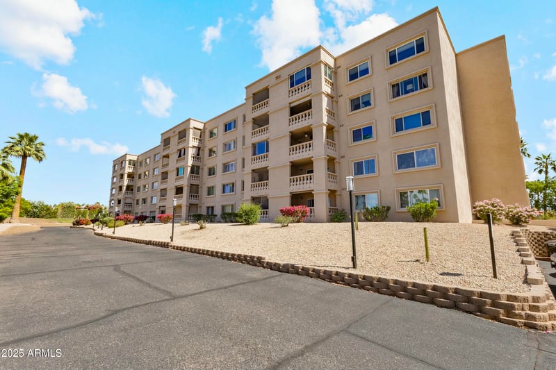 7840 Camelback Rd #110, Scottsdale, AZ 85251