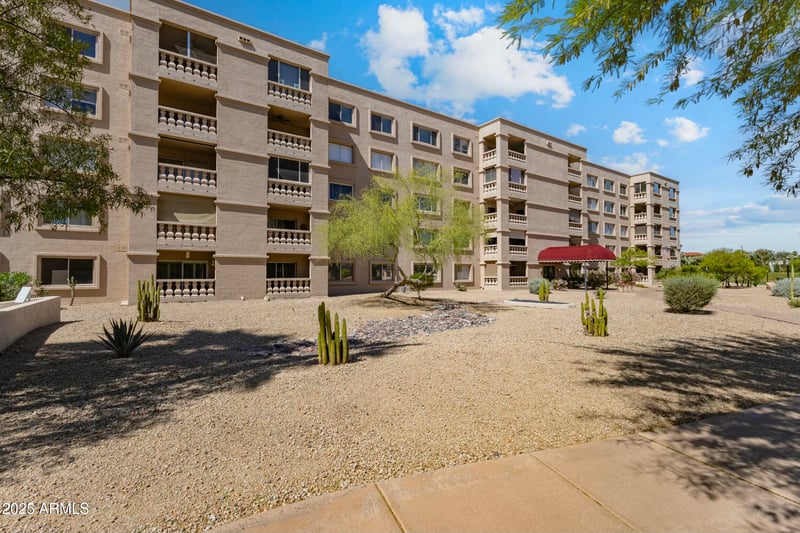 7840 Camelback Rd #110, Scottsdale, AZ 85251