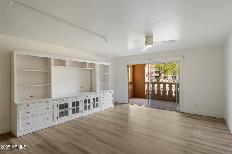 7840 Camelback Rd #111, Scottsdale, AZ 85251