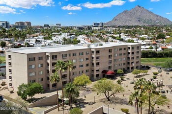 7840 E Camelback Rd #111, Scottsdale, AZ 85251