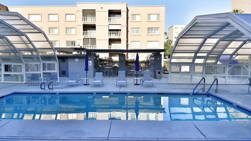 7840 E Camelback Rd #207, Scottsdale, AZ 85251