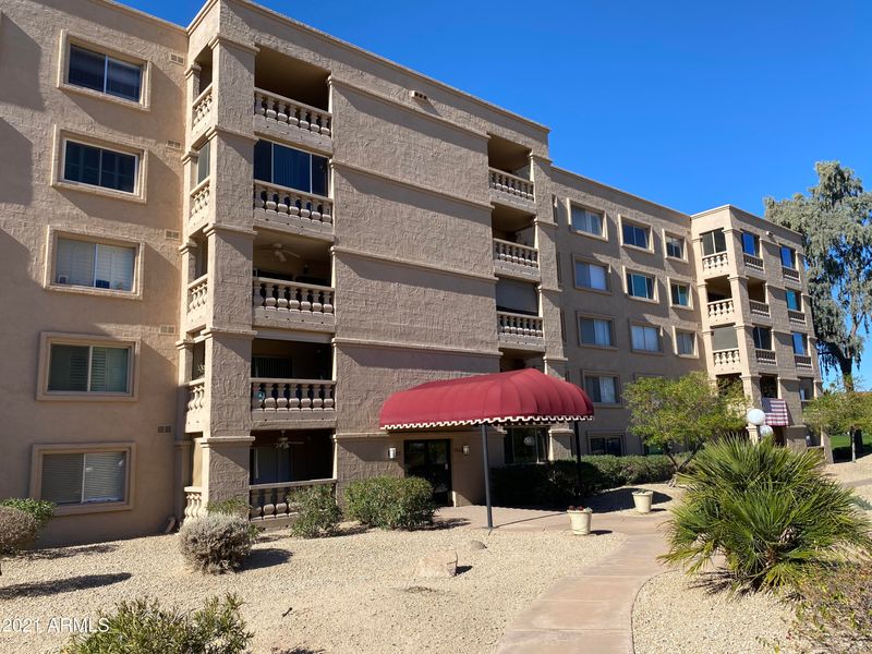 7840 E Camelback Rd #304, Scottsdale, AZ 85251