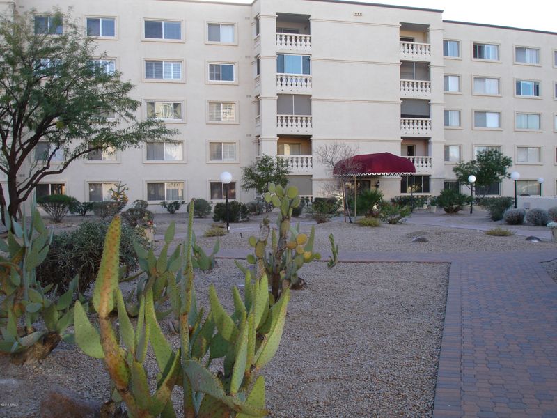 7840 E Camelback Rd #511, Scottsdale, AZ 85251