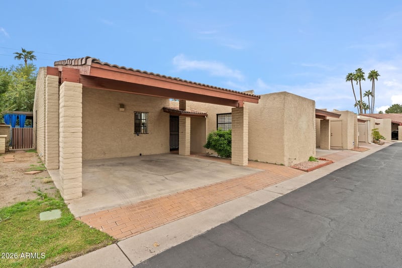 7840 N 7th St #1, Phoenix, AZ 85020