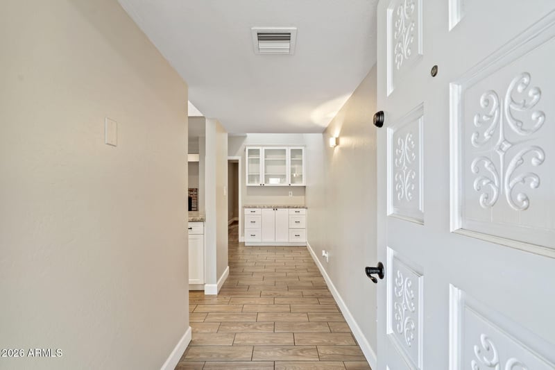 7840 N 7th St #1, Phoenix, AZ 85020