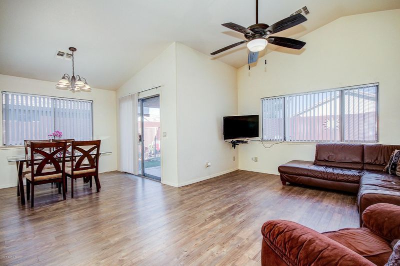 7840 W San Miguel Ave, Glendale, AZ 85303