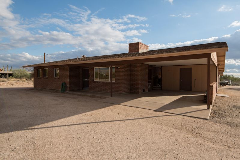 7841 E Willetta St, Mesa, AZ 85207