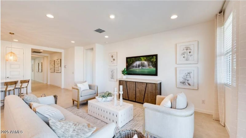 7842 Tether Trl, Peoria, AZ 85383