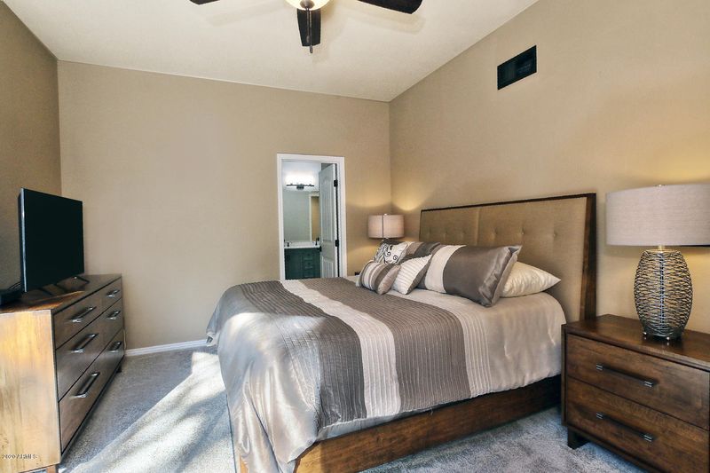 7844 N 77th Pl, Scottsdale, AZ 85258
