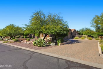 7844 Riverdale St, Mesa, AZ 85207