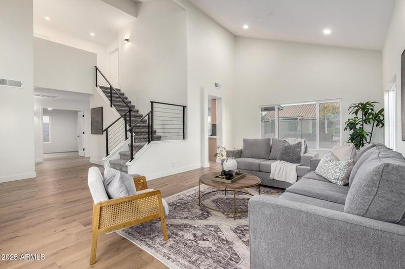 7846 Ocotillo Rd, Glendale, AZ 85303