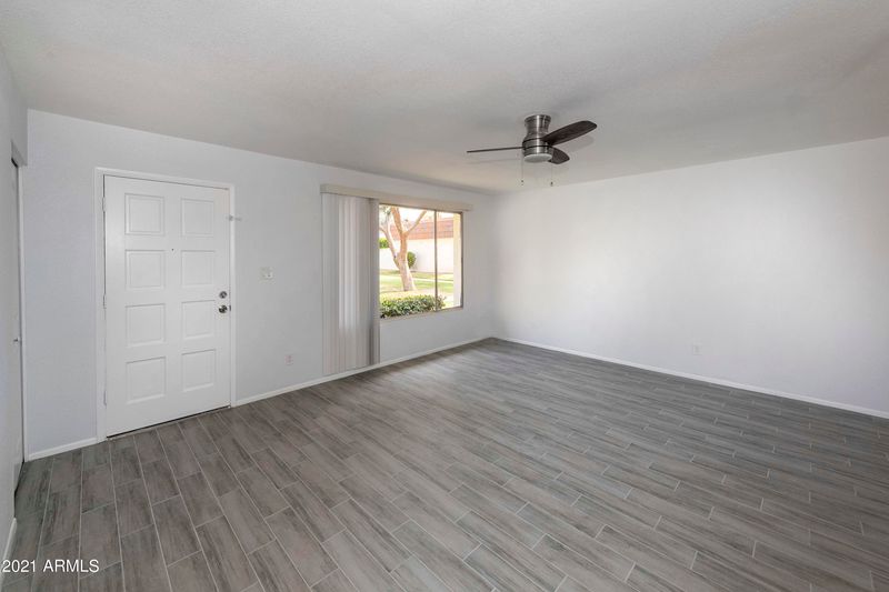7847 N 49th Ave, Glendale, AZ 85301
