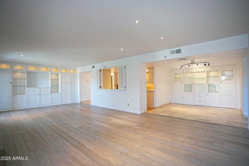 7850 Camelback Rd #406, Scottsdale, AZ 85251