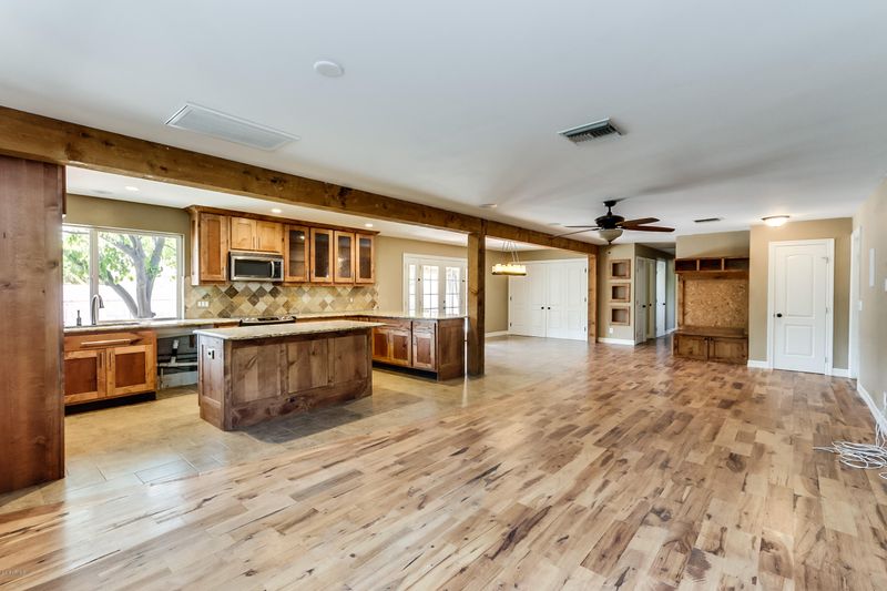 7850 N 33rd Ave, Phoenix, AZ 85051