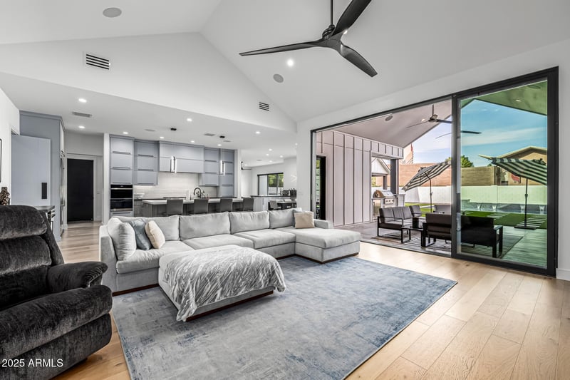 7851 Central Ave, Phoenix, AZ 85020
