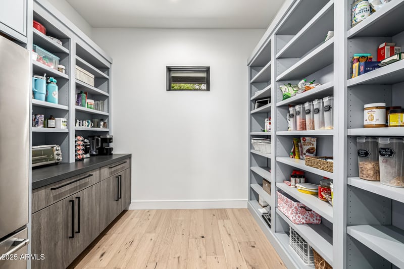 7851 Central Ave, Phoenix, AZ 85020