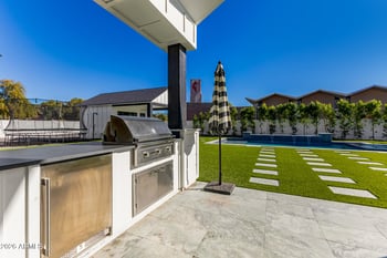 7851 Central Ave, Phoenix, AZ 85020