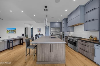 7851 Central Ave, Phoenix, AZ 85020