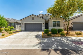 7853 Miami St, Phoenix, AZ 85043