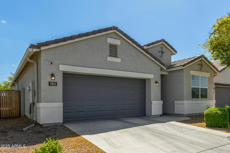 7853 Miami St, Phoenix, AZ 85043