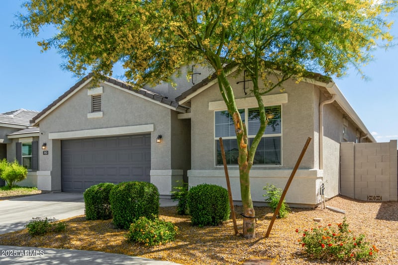 7853 Miami St, Phoenix, AZ 85043