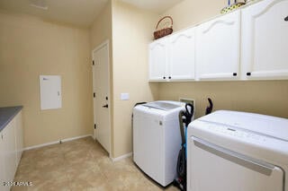 7855 Kenwood St, Mesa, AZ 85207