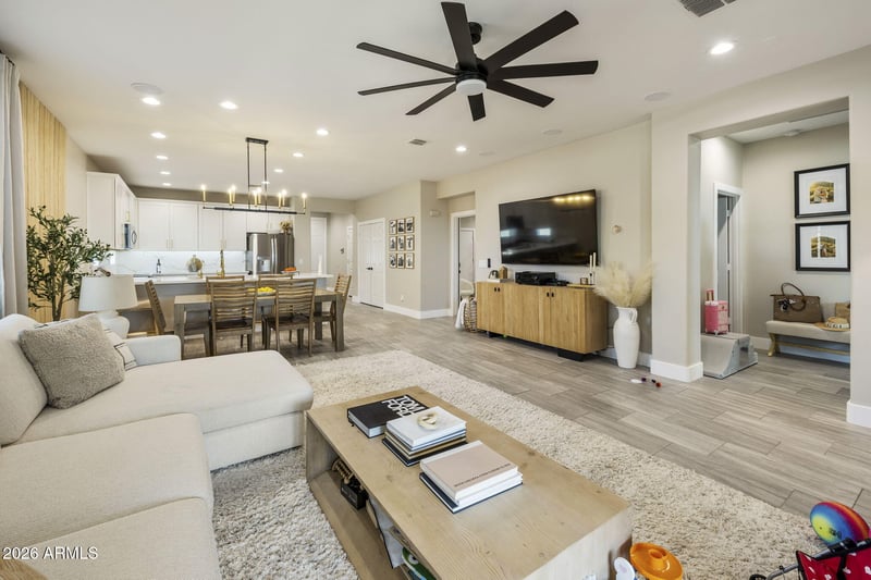 7855 Rock Springs Dr, Peoria, AZ 85383