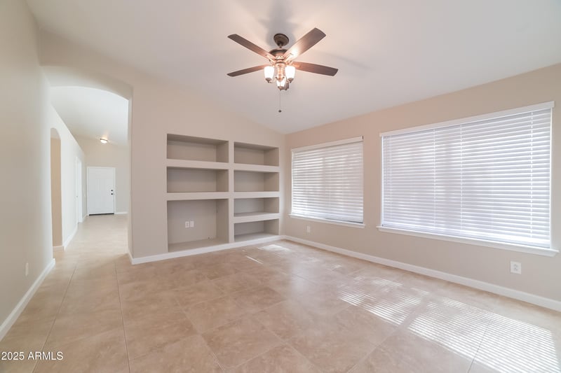 7856 San Miguel Ave, Glendale, AZ 85303