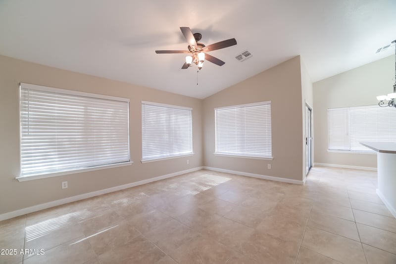 7856 San Miguel Ave, Glendale, AZ 85303
