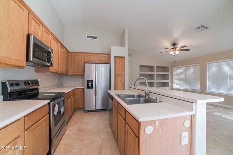7856 San Miguel Ave, Glendale, AZ 85303