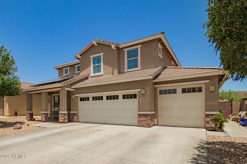 7858 Fetlock Trl, Peoria, AZ 85383
