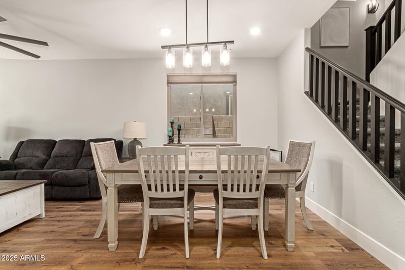 7858 Fetlock Trl, Peoria, AZ 85383