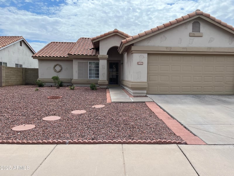 7859 Mclellan Rd, Glendale, AZ 85303